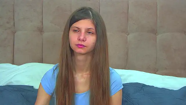 Snapshot of AudreyBarlow chatting on December 2025 06:21:01 AM AudreyBarlow online show from December 2025 06:21:01 AM