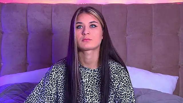 RachelSimpson online show from February 2025 06:13:02 PM