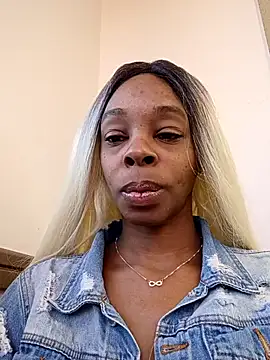 Jasmine FullsShine online show from April 2026 07:14:01 PM