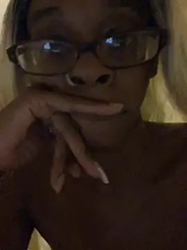 Jasmine FullsShine online show from April 2026 02:37:02 AM