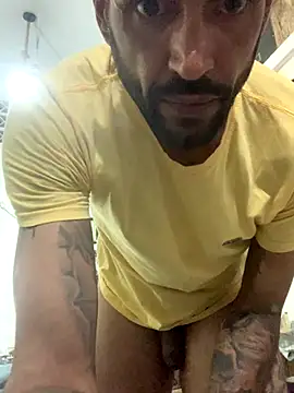 Snapshot of raphadoors19 chatting on November 2025 02:34:01 AM raphadoors19 online show from November 2025 02:34:01 AM