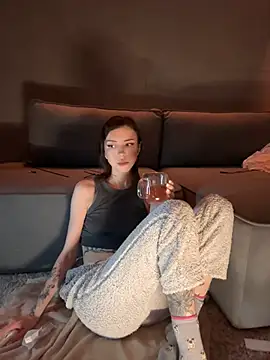 Snapshot of Bastet chatting on February 2025 09:43:01 PM Bastet online show from February 2025 09:43:01 PM