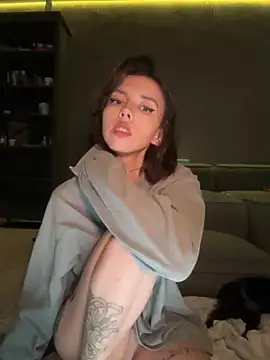 Bastet online show from November 2025 06:22:02 PM