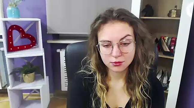 Zoey Erotic online show from January 2025 05:31:02 AM