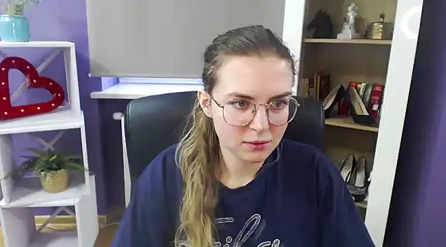 Zoey Erotic online show from February 2025 08:56:02 AM