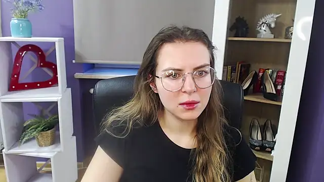 Zoey Erotic online show from February 2025 06:20:02 AM