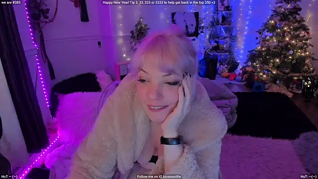 AliceW0lf online show from January 2026 05:04:01 PM