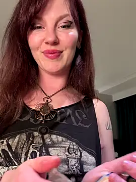 courtneyoccult online show from September 2025 08:07:01 AM