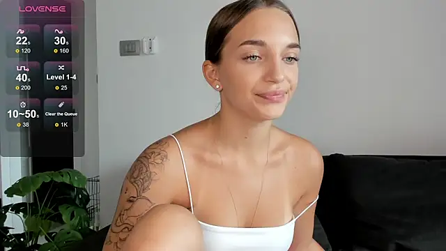 Snapshot of minimaya chatting on December 2024 06:24:02 AM minimaya online show from December 2024 06:24:02 AM