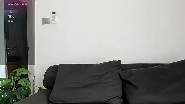 Snapshot of minimaya chatting on March 2025 04:47:02 AM minimaya online show from March 2025 04:47:02 AM