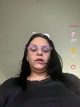 Snapshot of Kataliina chatting on April 2026 03:10:01 AM Kataliina online show from April 2026 03:10:01 AM