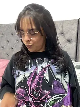 Snapshot of Kataliina chatting on July 2026 02:40:01 AM Kataliina online show from July 2026 02:40:01 AM