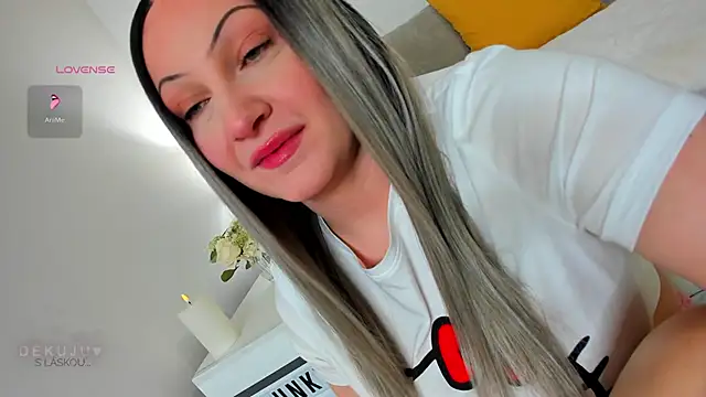 KVerunce online show from January 2025 09:17:02 PM