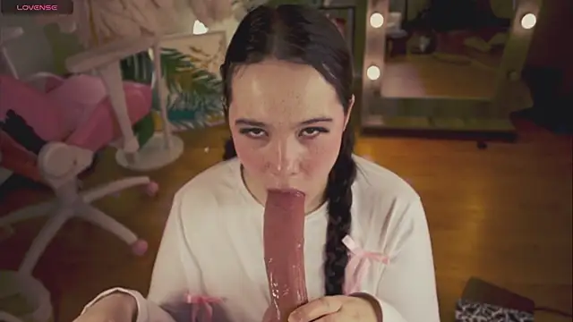 Chery Lady22 online show from February 2025 05:09:01 AM