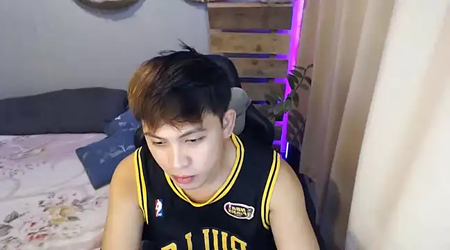 Snapshot of princeJayX chatting on December 2024 10:55:02 AM princeJayX online show from December 2024 10:55:02 AM