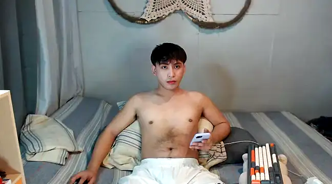 Snapshot of princeJayX chatting on January 2025 01:47:01 PM princeJayX online show from January 2025 01:47:01 PM