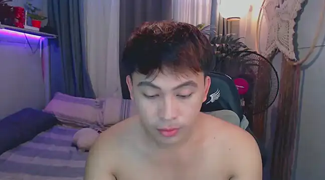 Snapshot of princeJayX chatting on February 2025 09:08:01 AM princeJayX online show from February 2025 09:08:01 AM