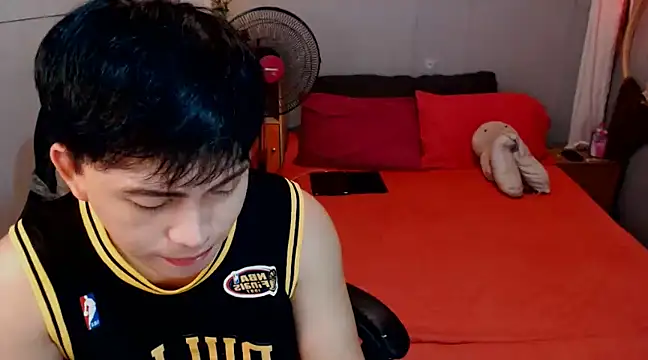 Snapshot of princeJayX chatting on March 2025 07:20:02 AM princeJayX online show from March 2025 07:20:02 AM