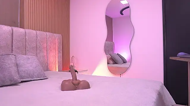 violeta aroca online show from February 2026 03:10:02 AM