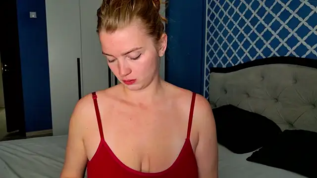 Busty Redhead online show from June 2026 06:50:01 AM
