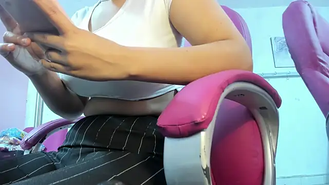 CAMILA--REY online show from December 2025 11:29:01 AM