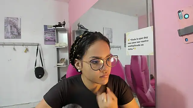 CAMILA--REY online show from February 2026 11:29:02 AM