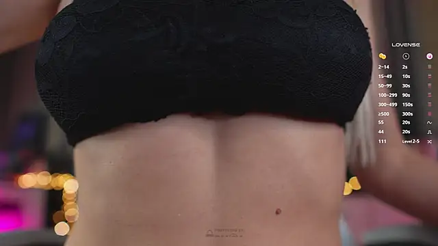 Snapshot of misstics_ chatting on February 2025 05:26:02 PM misstics online show from February 2025 05:26:02 PM