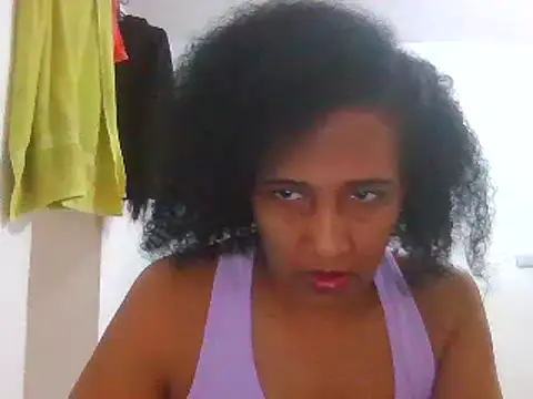 Snapshot of Aishamara chatting on February 2025 02:14:02 PM Aishamara online show from February 2025 02:14:02 PM