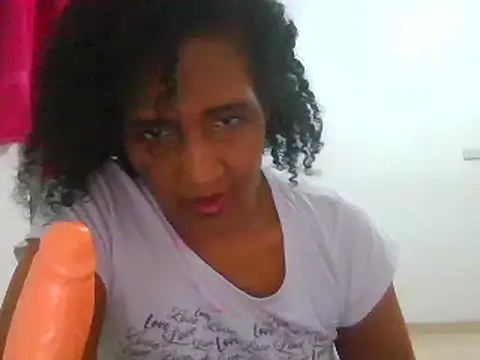 Snapshot of Aishamara chatting on March 2025 04:50:02 AM Aishamara online show from March 2025 04:50:02 AM