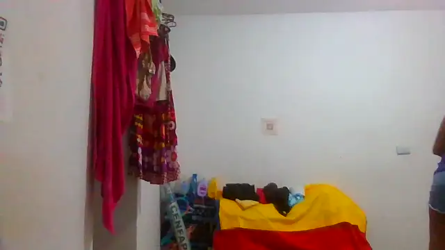 Snapshot of Aishamara chatting on October 2025 11:27:02 PM Aishamara online show from October 2025 11:27:02 PM