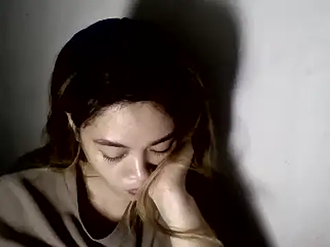 Snapshot of pinay4uwithagoodheart chatting on December 2024 08:34:02 AM pinay4uwithagoodheart online show from December 2024 08:34:02 AM