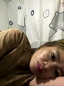 Snapshot of pinay4uwithagoodheart chatting on December 2025 06:36:02 PM pinay4uwithagoodheart online show from December 2025 06:36:02 PM