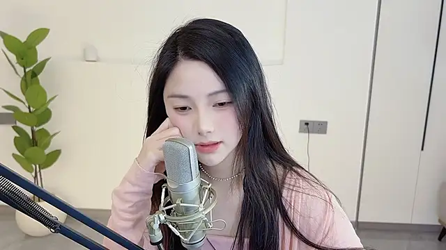 HaagenDazs  online show from March 2025 04:07:02 AM