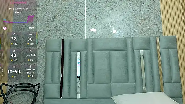 veronicaroose  online show from May 2026 12:54:02 PM