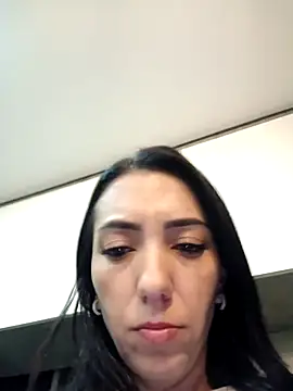 LunaZambrano online show from February 2025 04:03:02 AM