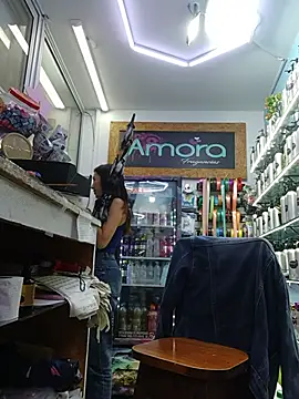 LunaZambrano online show from July 2026 09:14:02 PM