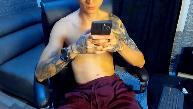 Dmtry6 online show from March 2025 01:37:02 AM