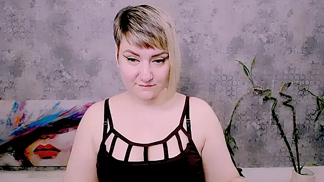 Djullia online show from May 2026 05:05:02 AM