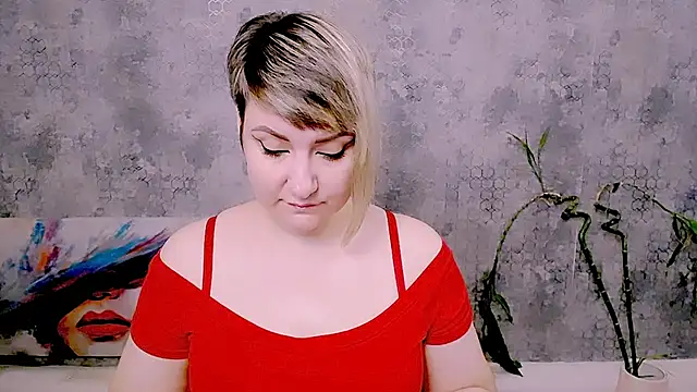 Djullia online show from May 2026 05:12:01 AM