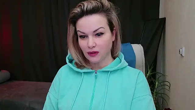 Snapshot of MishaMILF chatting on March 2025 12:04:02 PM MishaMILF online show from March 2025 12:04:02 PM