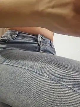 KamaSons online show from March 2026 01:37:01 PM