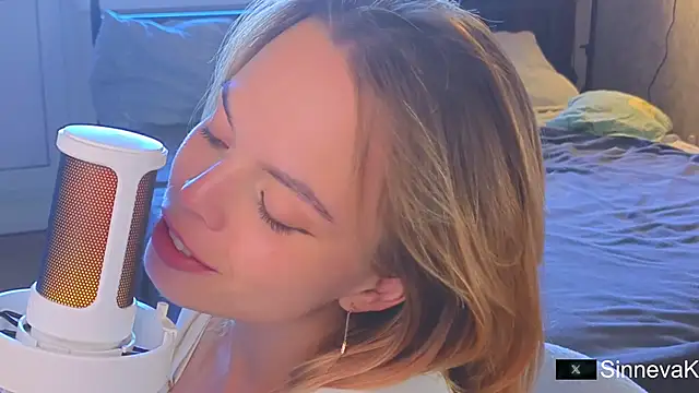 sinteas online show from September 2025 01:11:02 PM