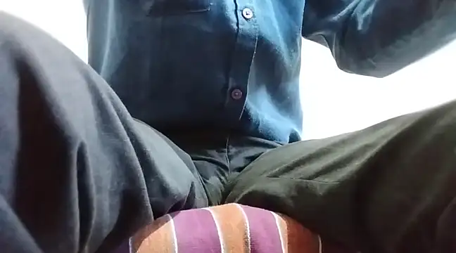 manan28 online show from February 2025 06:21:01 AM