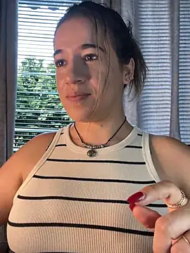 Snapshot of Antonellachic73 chatting on December 2024 09:30:02 PM Antonellachic73 online show from December 2024 09:30:02 PM