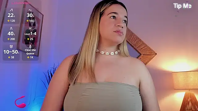 Snapshot of Antonellachic73 chatting on December 2025 08:06:01 PM Antonellachic73 online show from December 2025 08:06:01 PM