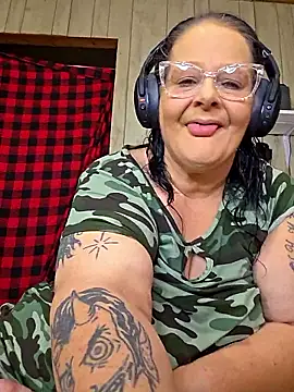 davisdesiresxh online show from October 2025 12:36:01 PM