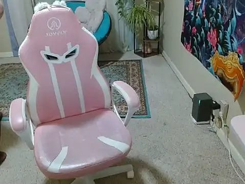 Snapshot of Emihaze chatting on March 2025 03:08:01 AM Emihaze online show from March 2025 03:08:01 AM