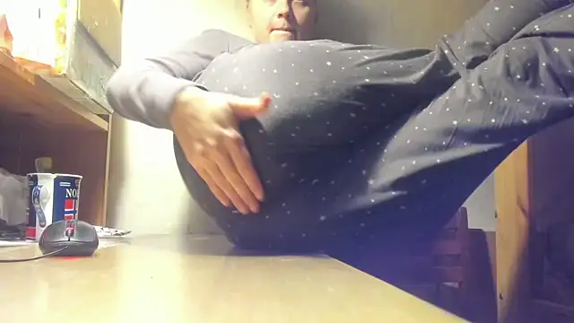 FrumCake online show from December 2024 01:47:01 AM