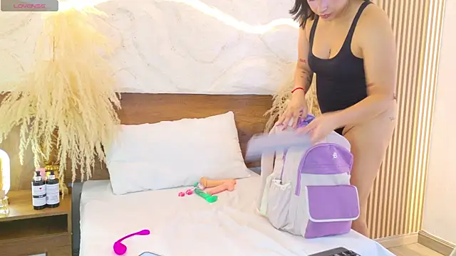 dojacandice online show from July 2026 10:56:02 PM