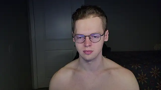 Snapshot of doloresman chatting on February 2026 11:45:01 PM doloresman online show from February 2026 11:45:01 PM